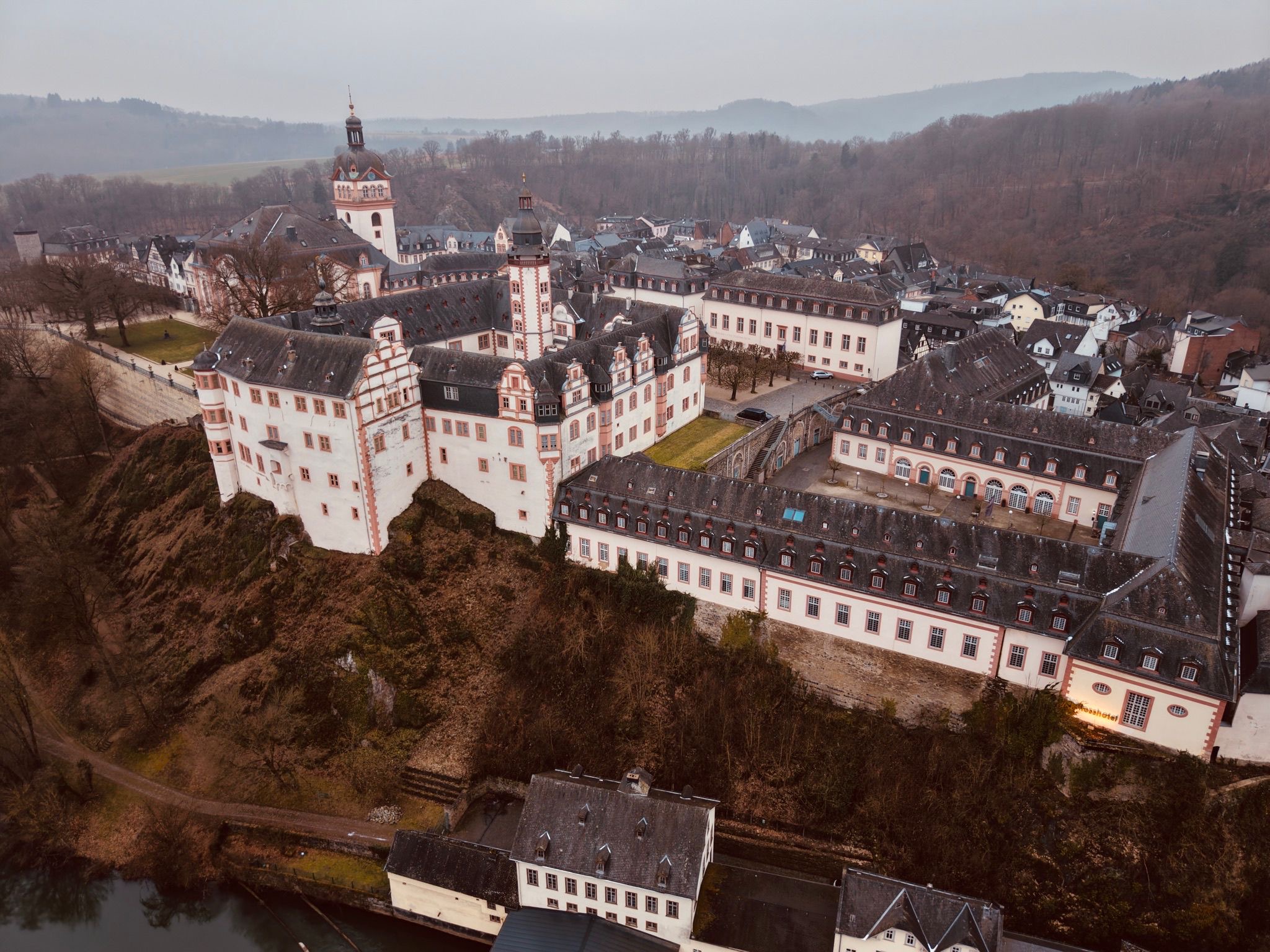 Schloss Weilburg